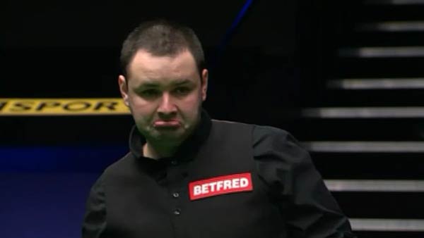 现出很强的 现出很强的